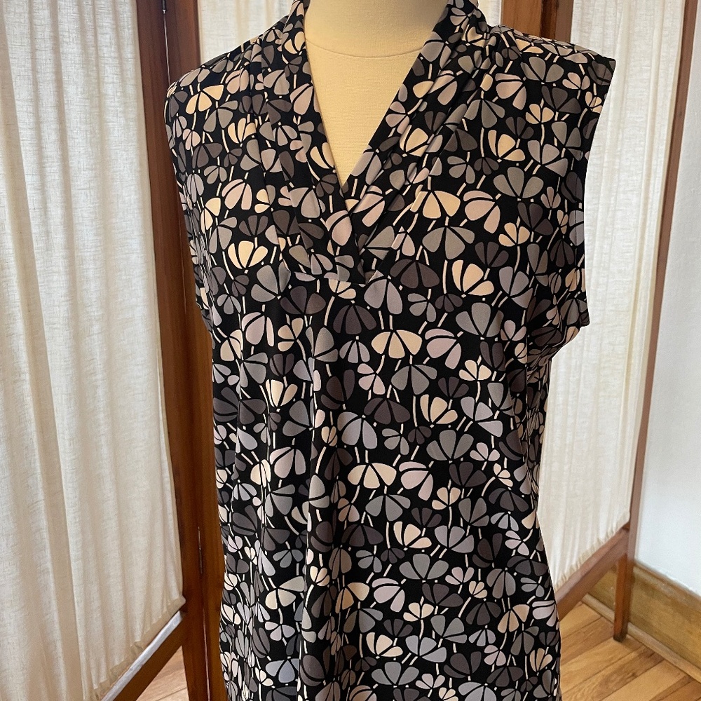 Floral Pattern Shell by Anne Klein